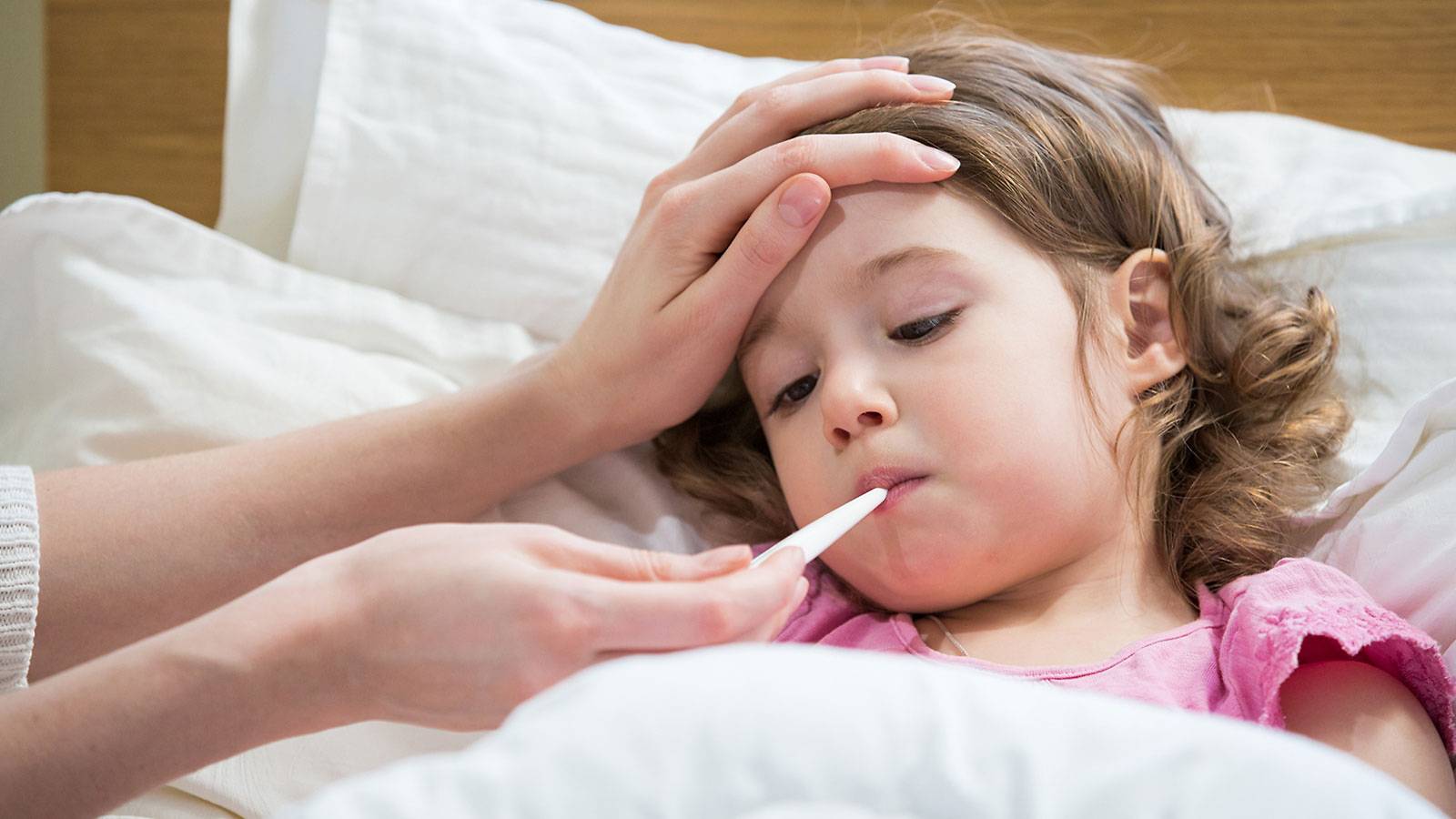 Tots-12-meds-free-ways-to-help-your-sick-child-feel-better-MAIN