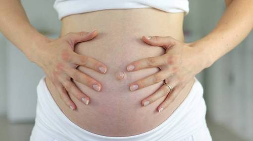 4 embarrassing pregnancy symptoms