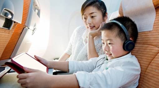 Tots-10-travel-hacks-to-survive-long-haul-flights-with-your-tot-2