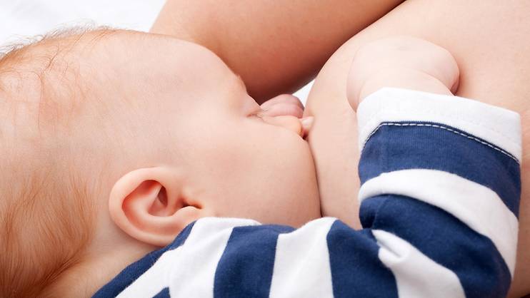How to avoid 4 common breastfeeding problems