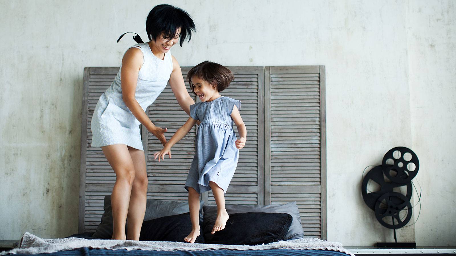 Parents-10-ways-to-be-a-happier-parent-1