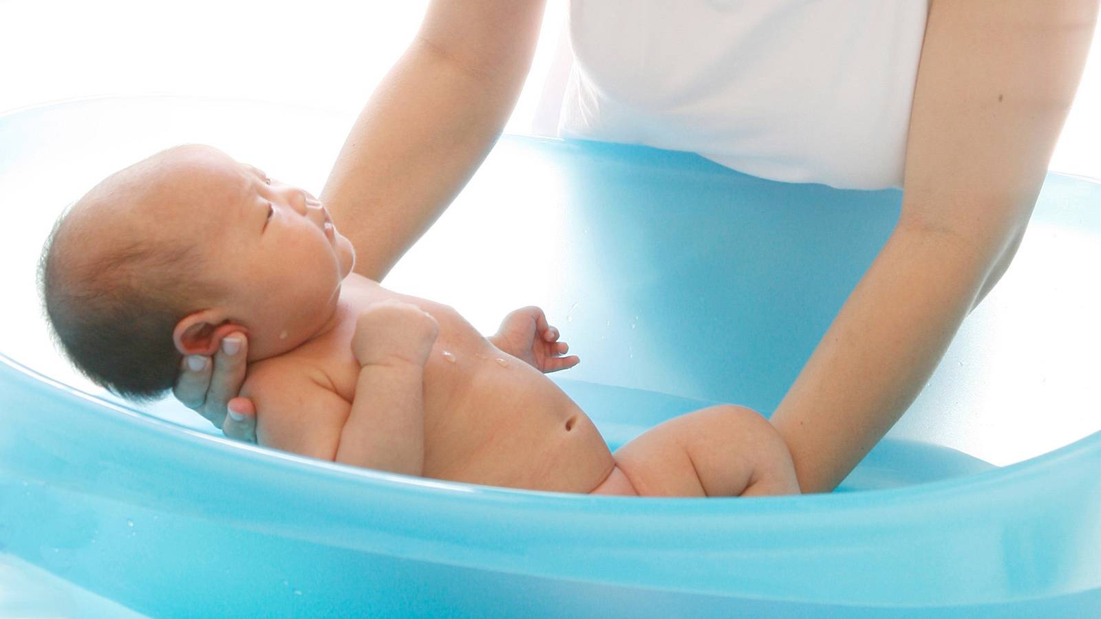 Babies-5-things-to-know-about-bathing-your-baby