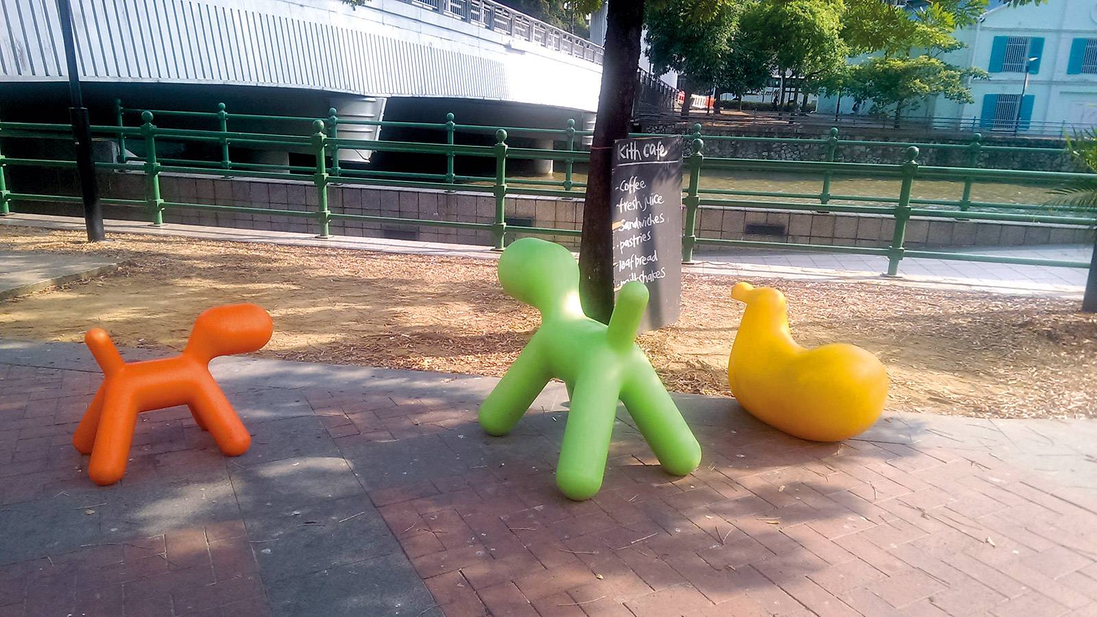 Restaurant Reviews: Kith Café PLAY