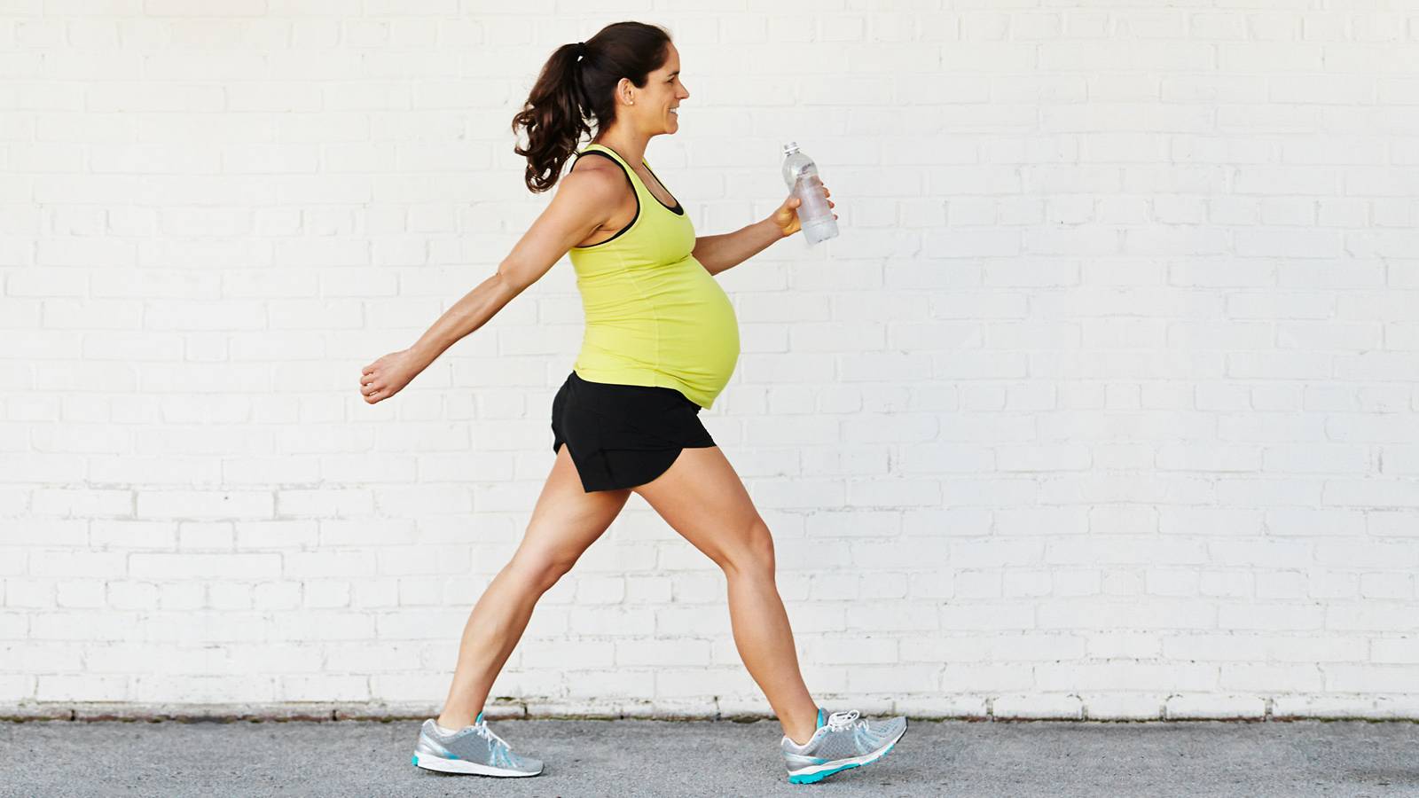 Pregnancy-Top-exercises-to-benefit-baby-bump-and-you-2