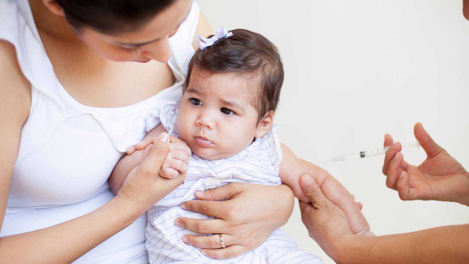 Babies--Must-have-jabs-that-will-protect-your-baby-main