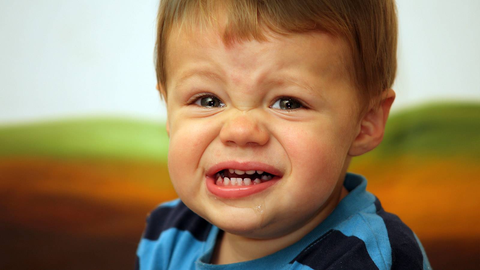 Tots--My-tot's-grinding-his-teeth---oh-no
