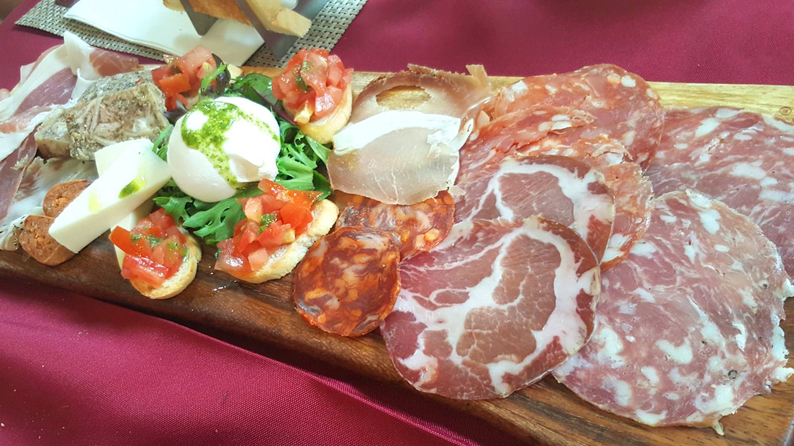 Parents-Family-friendly-restaurant-La-Barca2