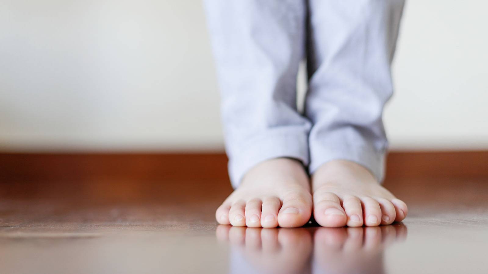 Tots-Does-my-child-have-flat-feet1