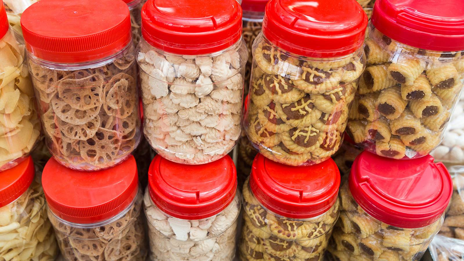 Parents-Beware-of-the-calorie-count-for-CNY-goodies-MAIN
