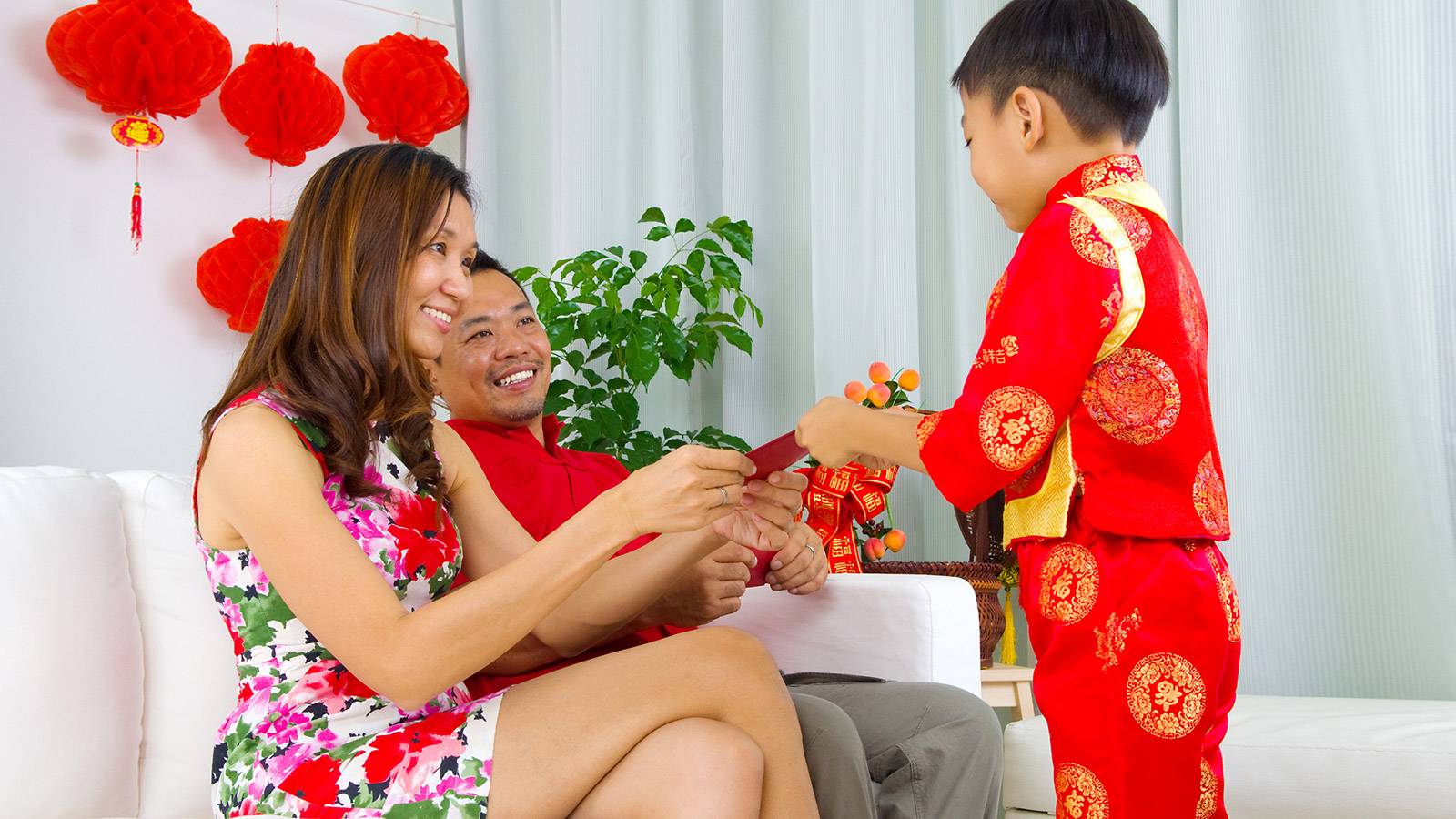 Parents-Handling-nosy-questions-and-other-CNY-etiquette2