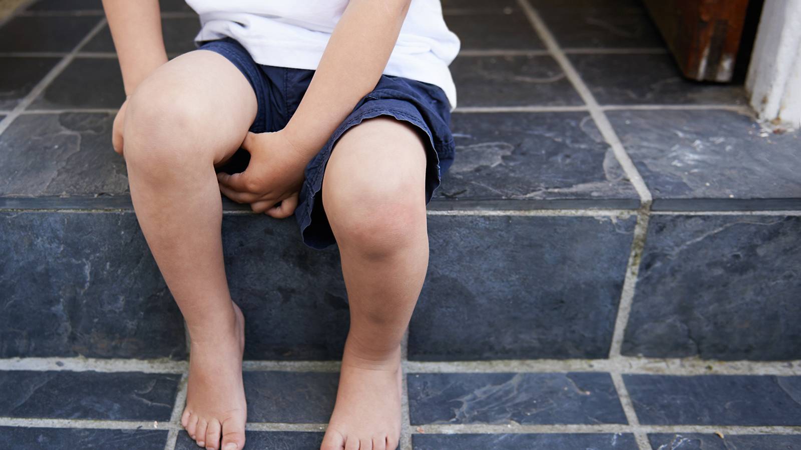 Tots-EXPERT-ADVICE-Why-are-my-kid's-joints-so-painful-MAIN