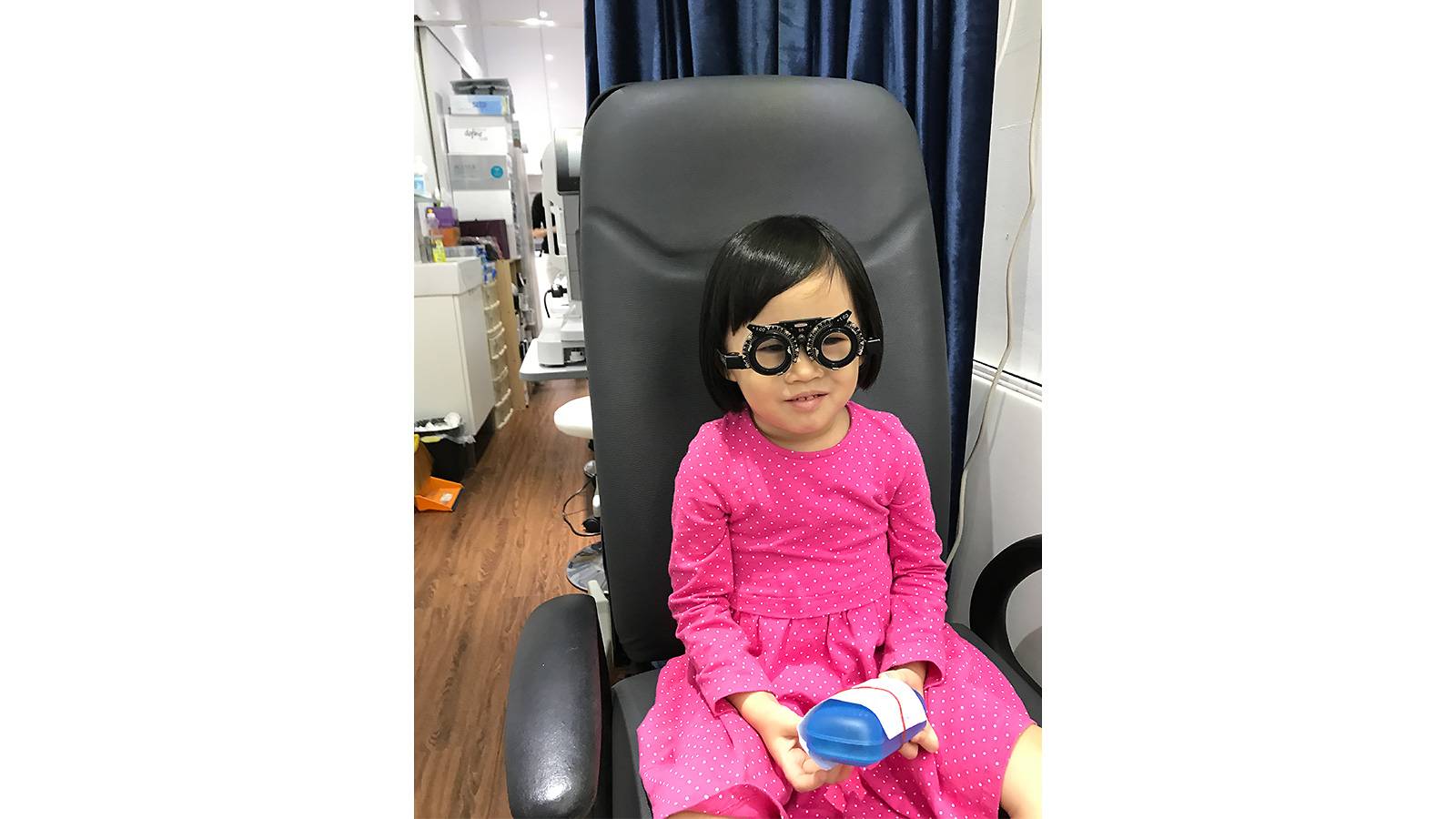 Tots-CONVERSATIONS-WITH…-An-Optometrist-pic2