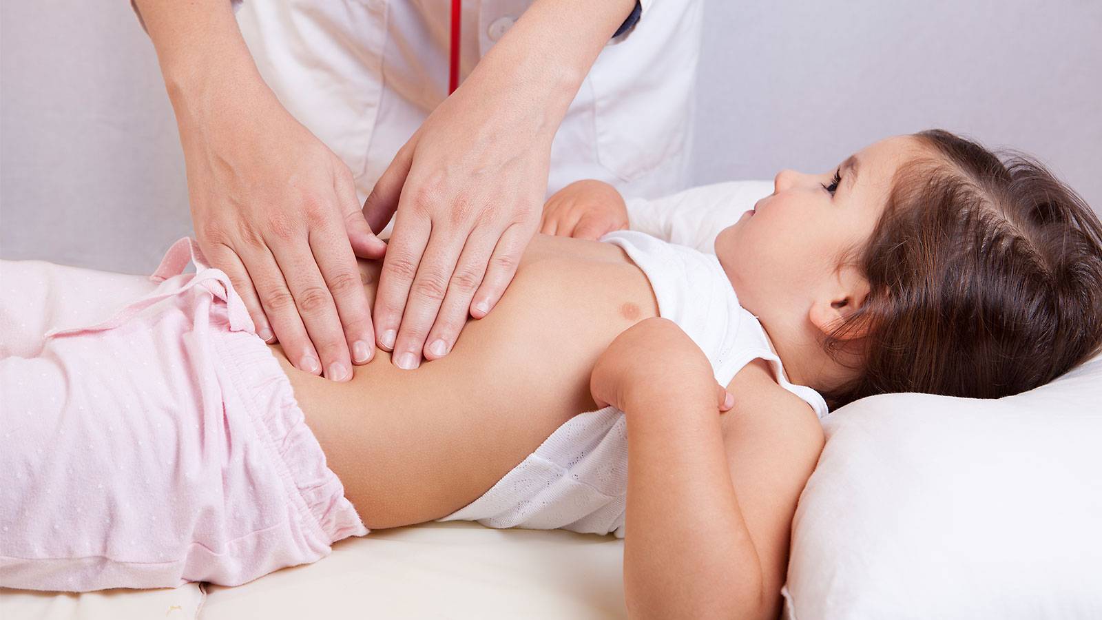 Tots-EXPERT-ADVICE-Does-my-kid-have-stomach-flu-2