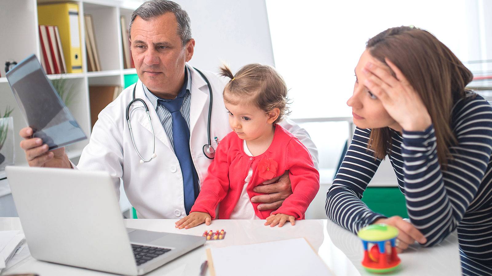 Babies-EXPERT-ADVICE-What's-that-growth-on-my-baby's-back-MAIN