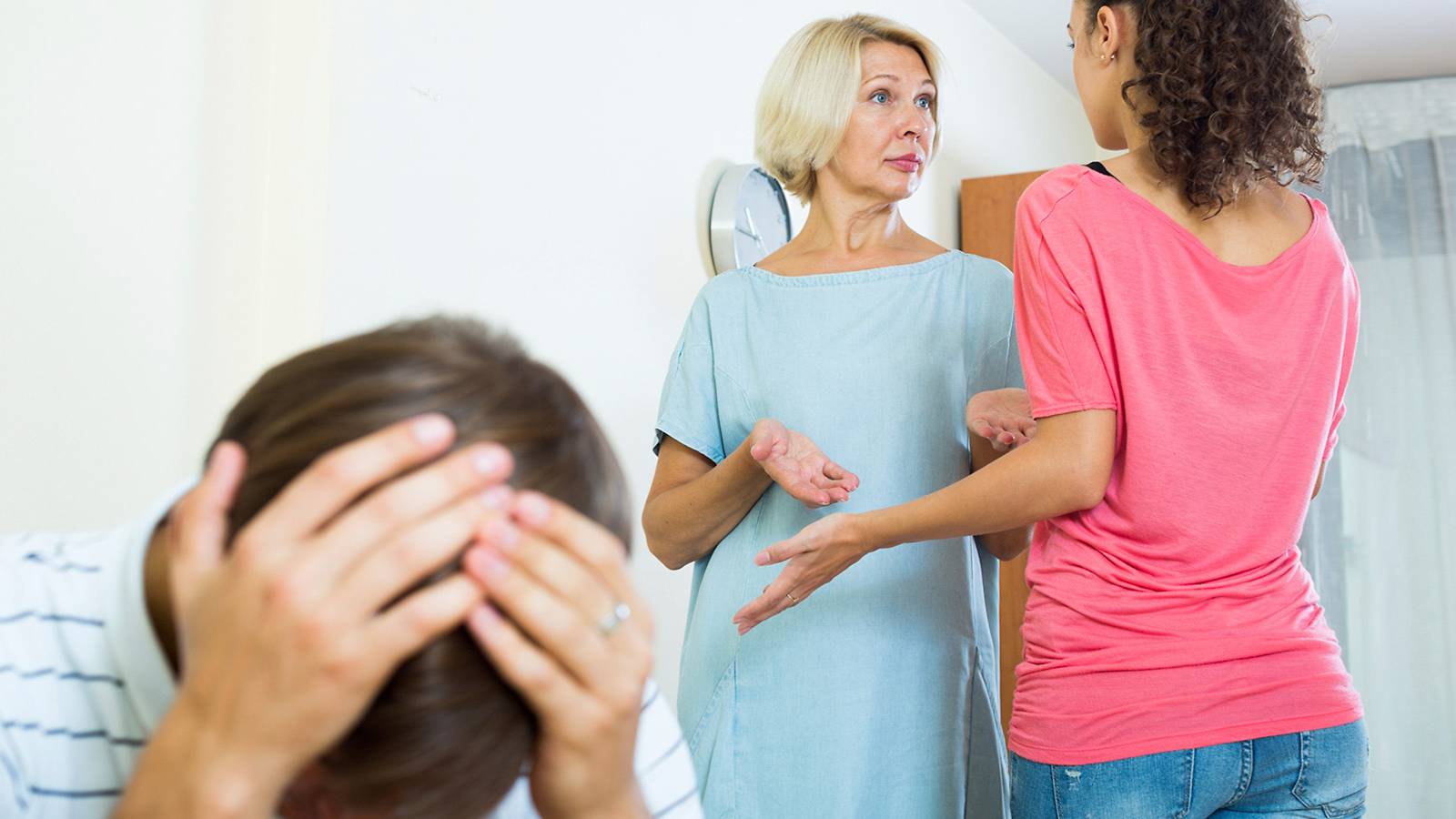 Parents-Handling-difficult-in-laws-with-tact