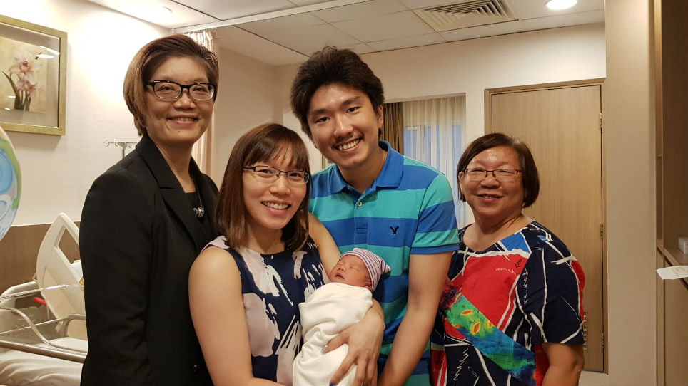 Thomson medical newborn with family