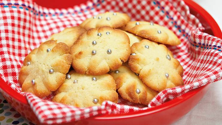 Make it: Sugee cookies CNY treats