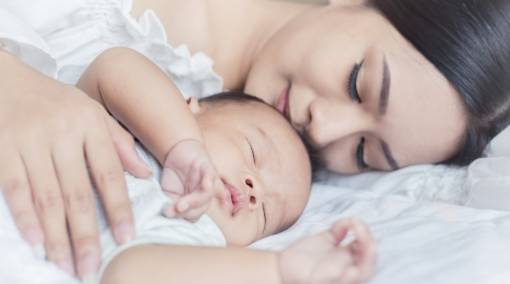 7 truths new mums should know about the fourth trimester 