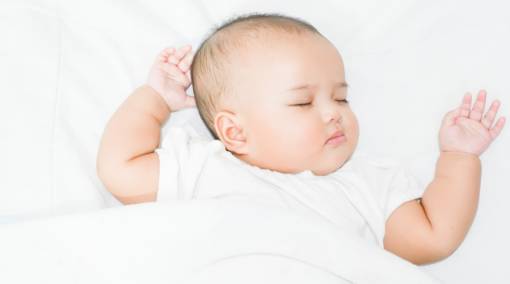 Get baby to sleep a full night in 10 days
