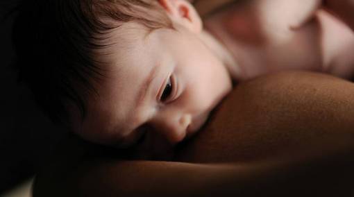 Good breastfeeding positions