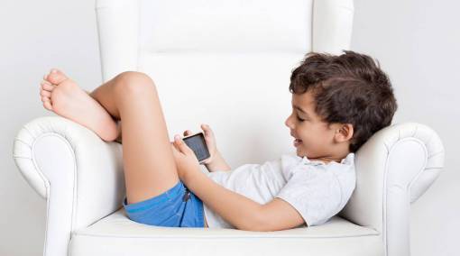 5 physical effects of smartphone addiction on kids