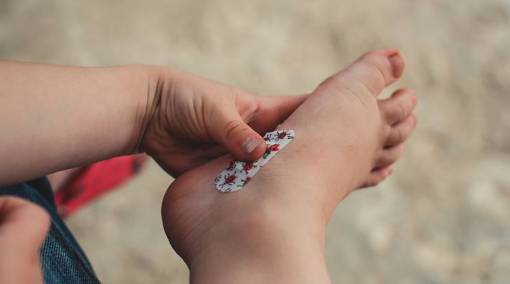 How to treat your child’s wounds at home [Infographic]