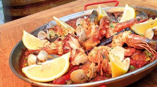 Restaurant-Reviews-Una-paella