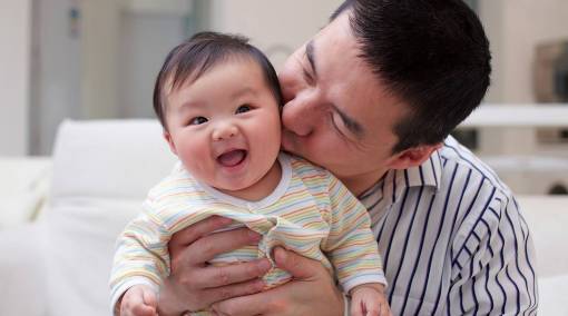 Babies--8-great-steps-to-bond-with-baby-(FRISO)-2