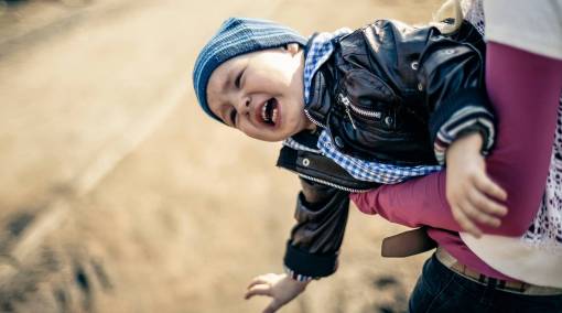 Tots-When-tot-throws-a-tantrum-stay-cool