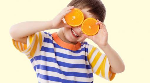 Kids-10-super-foods-for-better-eyesight-for-kids-main