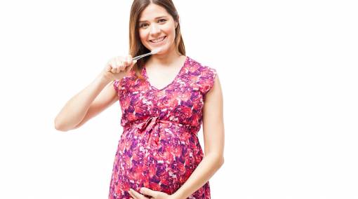 Pregnancy-How-to-look-after-your-teeth-in-pregnancy-1