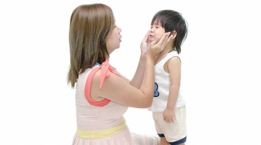 Tots-10-phrases-to-tell-your-kid-instead-of-Stop-Crying-2