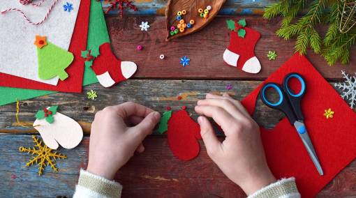 Tots-5-easy-Christmas-crafts-your-tot-can-make-[Infographic]-MAIN