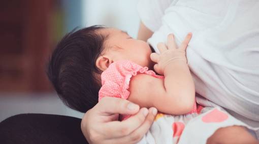 Babies-6-breastfeeding-challenges-you-shouldn’t-worry-about-Main