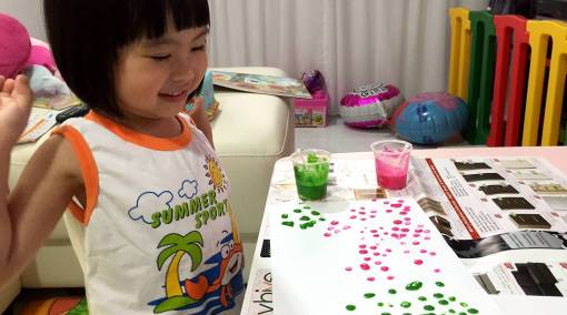 Tots--MUM-SAYS-My-tot-loves-my-homemade-puffy-paint